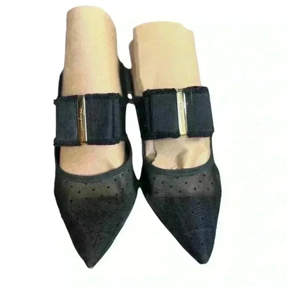 Salvatore Ferragamo Zelda polka Dot logo pumps size 81/5 - Picture 5 of 11